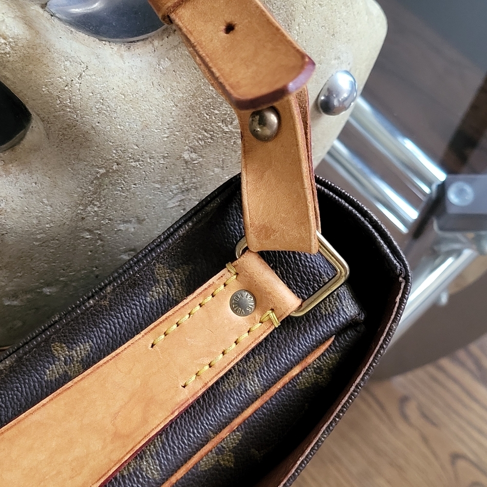 LOUIS VUITTONCartouchiere GM Monogram Crossbody Bag..Authentic.. - Picture 6 of 16